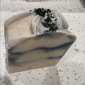 Eslira Natura Fog and Fern Forest Bathing with Juniper Berry Soap 5.5 oz.